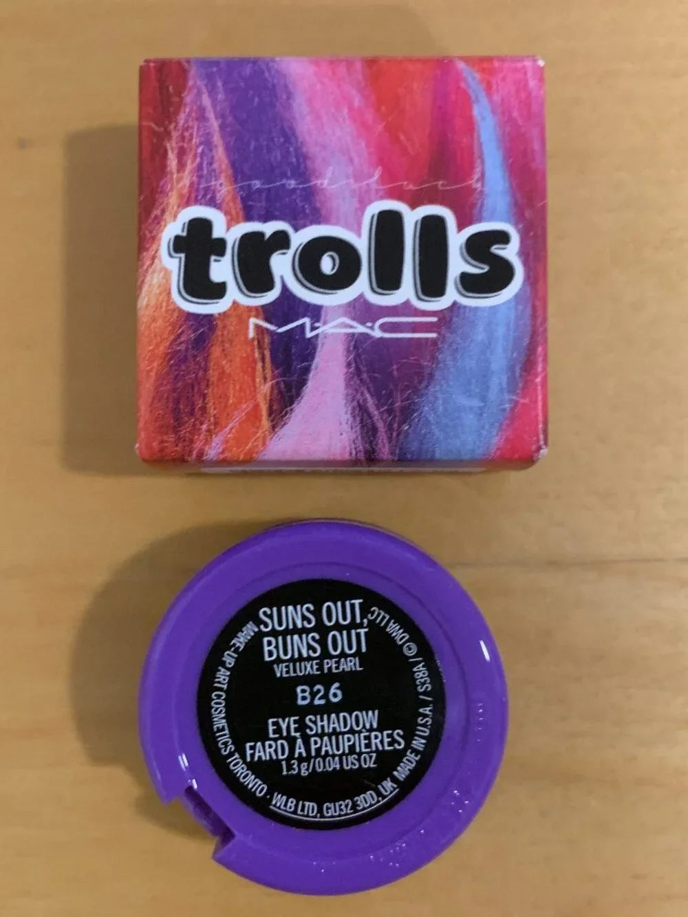 NEW MAC Cosmetics Troll Collection Eyeshadow in Suns out Buns out